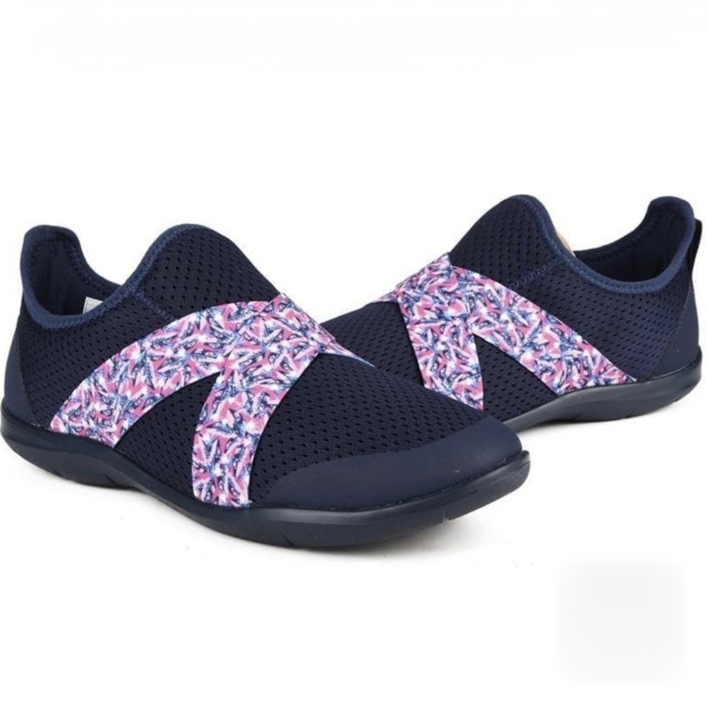Crocs Swiftwater Cross Strap Static Trainers Navy Blue Jean W 6